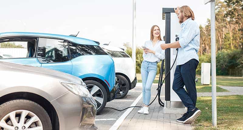 BORNE DE RECHARGE POUR AUTO